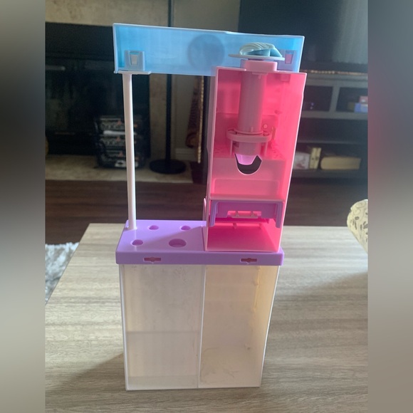 NWOT Mattel Barbie Ice Cream Shop Replacement Playset Stand 11.5 x 4.75 inches - Picture 2 of 6
